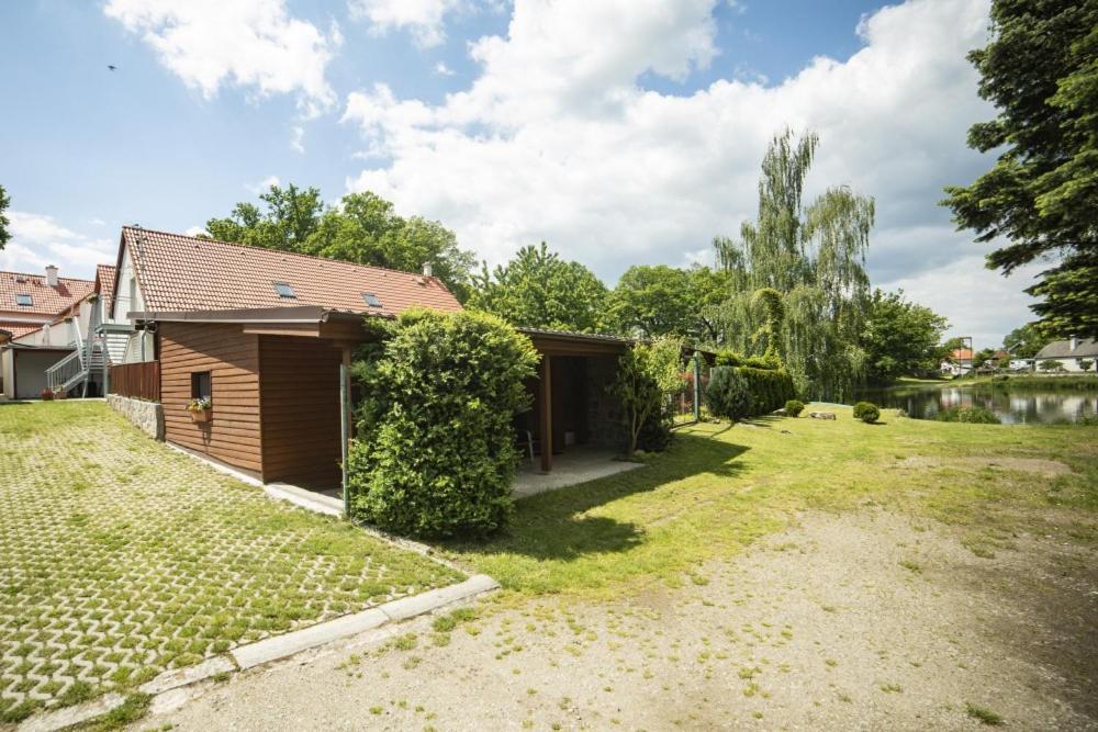 Ubytovani Na Hrazi Stankov  Exteriér fotografie